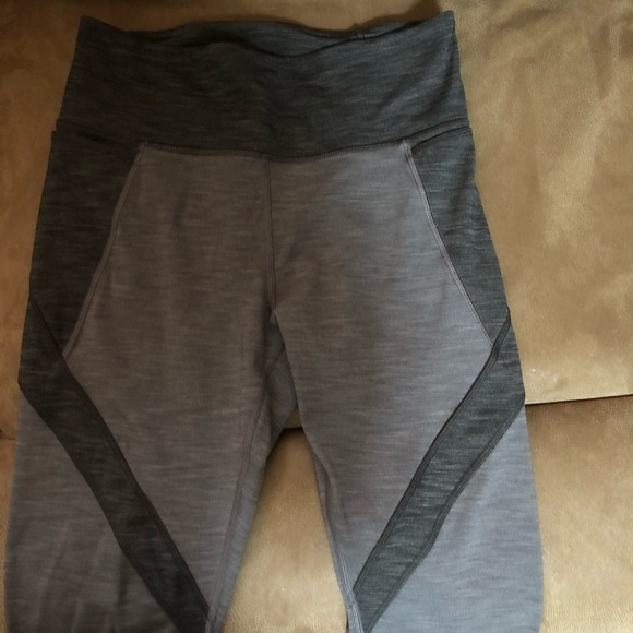 Lululemon Early Extension HR Tight 28” Size 6 - Picture 3 of 7